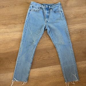 Levi’s Skinny Straight Jean Raw Hem Button Fly Blue 30